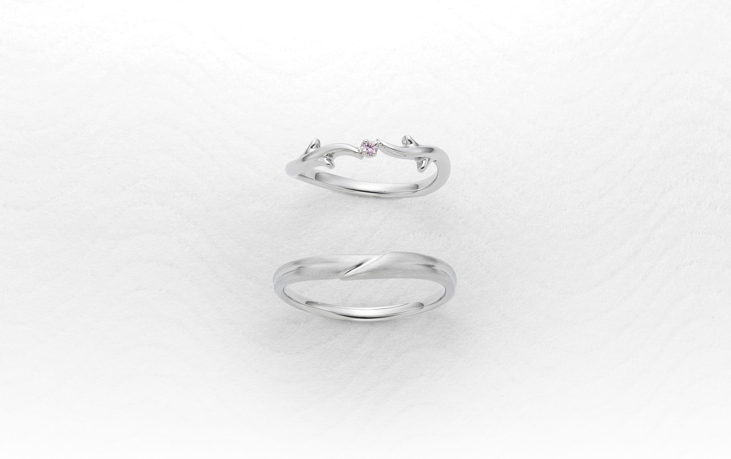 花かずら_正面ナナメ