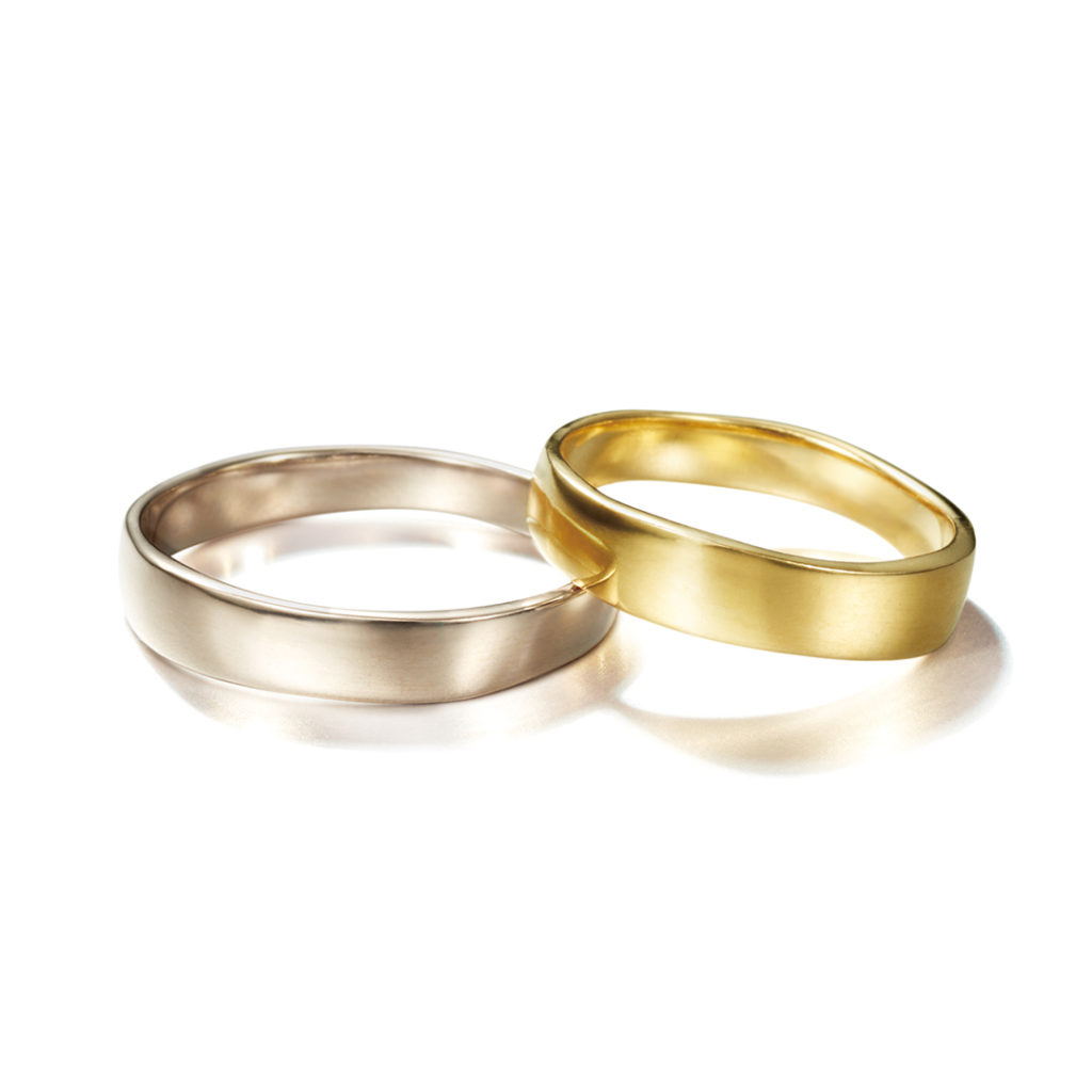 CORINNE HAMAK 結婚指輪 シンプル アンティーク 個性派 ストレート 幅広 イエローゴールド ホワイトゴールド