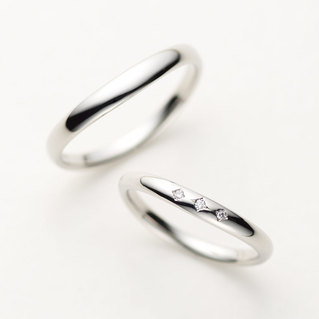 ESQUINA 結婚指輪 シンプル V字(ウェーブ) プラチナ