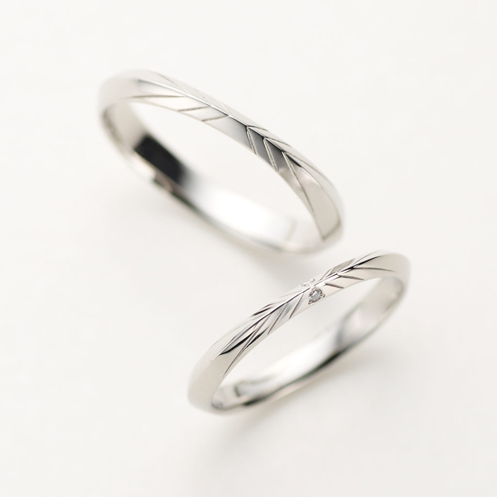 LORSQUE 結婚指輪 シンプル 個性派 ストレート プラチナ