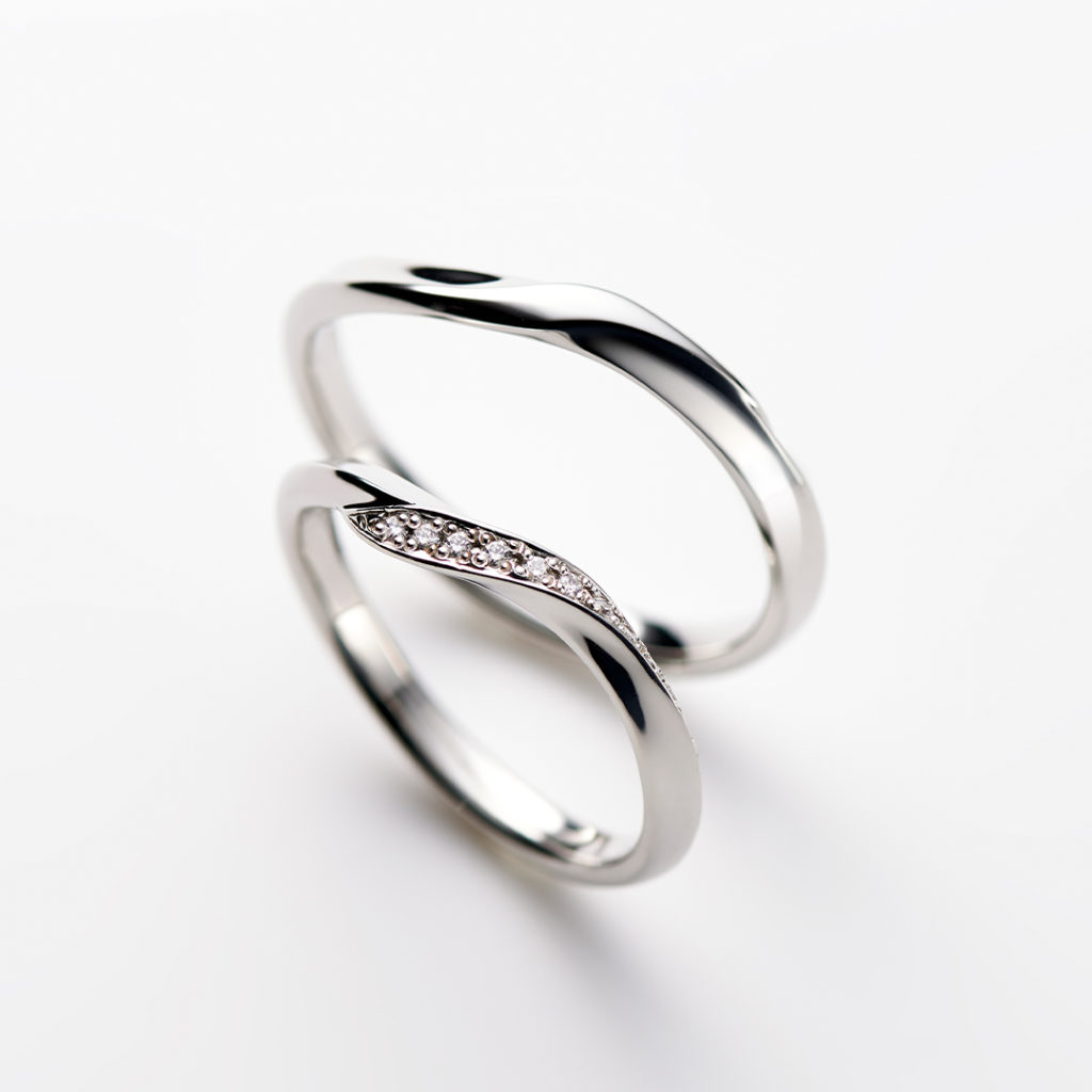Marguerite 結婚指輪 シンプル エレガント S字(ウェーブ) プラチナ