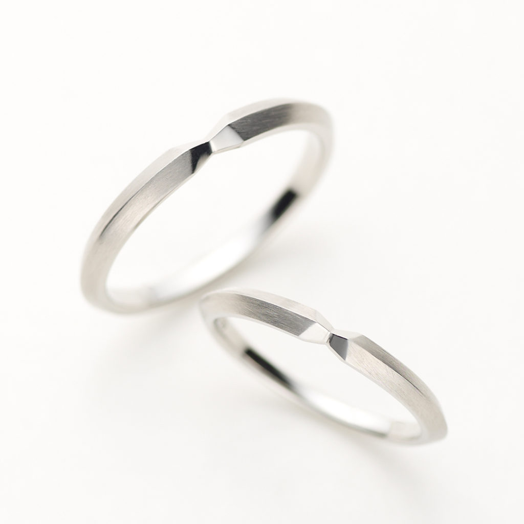 SPECCHIO 結婚指輪 シンプル 個性派 ストレート プラチナ